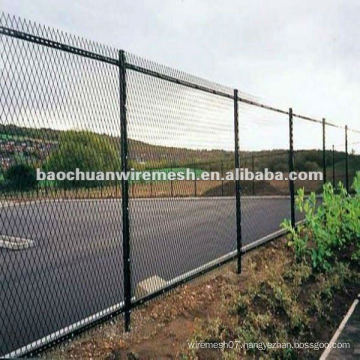 Silver hot dip galvanized protecting expanded metal fence